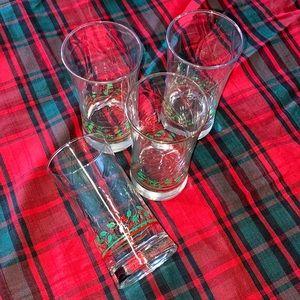 True Vintage (1987) Arby’s Christmas Collection Glasses, 4